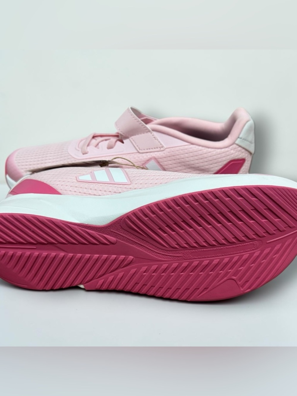 NWT Adidas -size 6 Kids Pink and white Lightweight Hook-and-Loop Sneakers - Picture 2 of 5